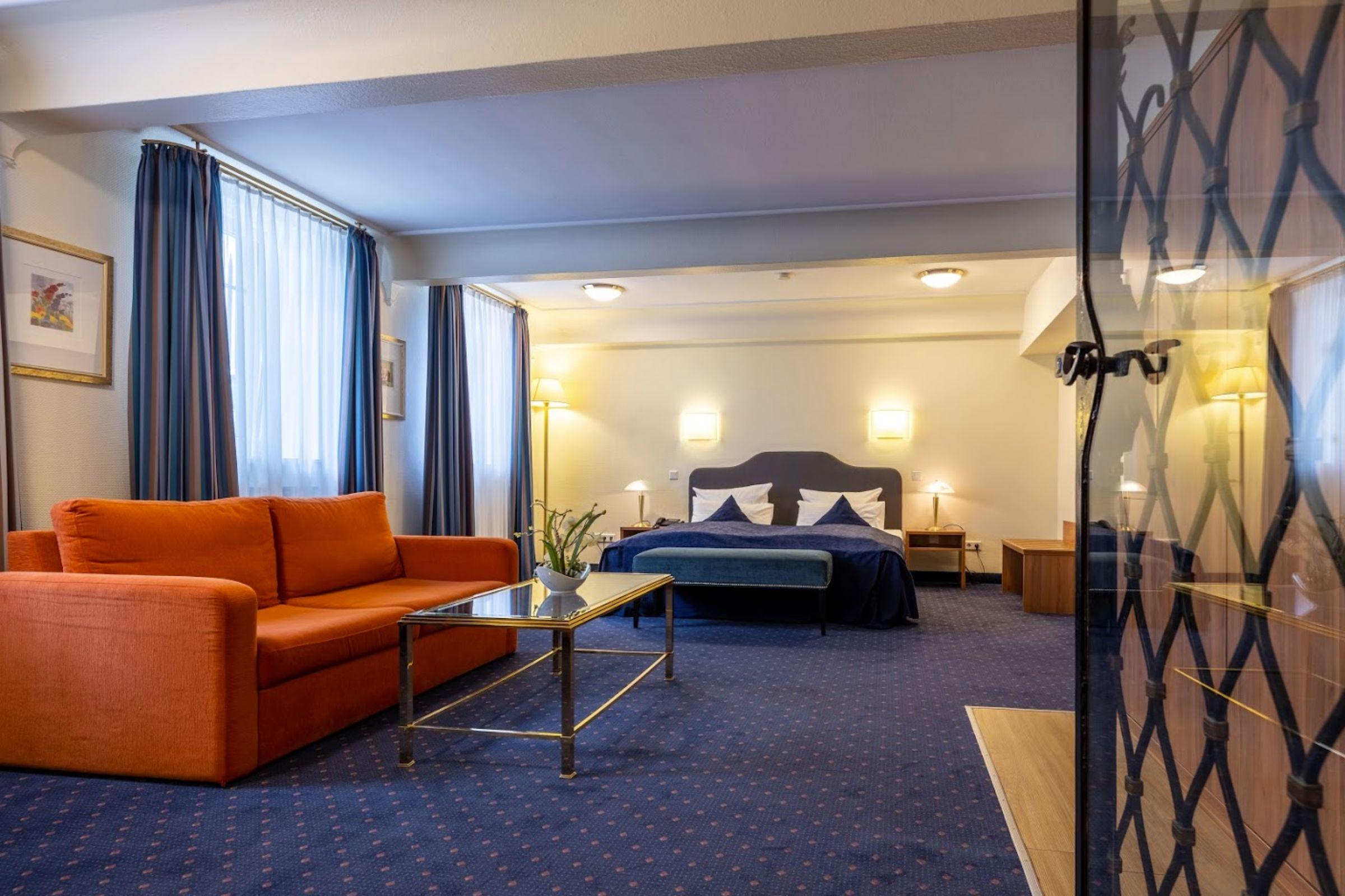 Trip Inn Hotel Uebachs Düsseldorf Dış mekan fotoğraf