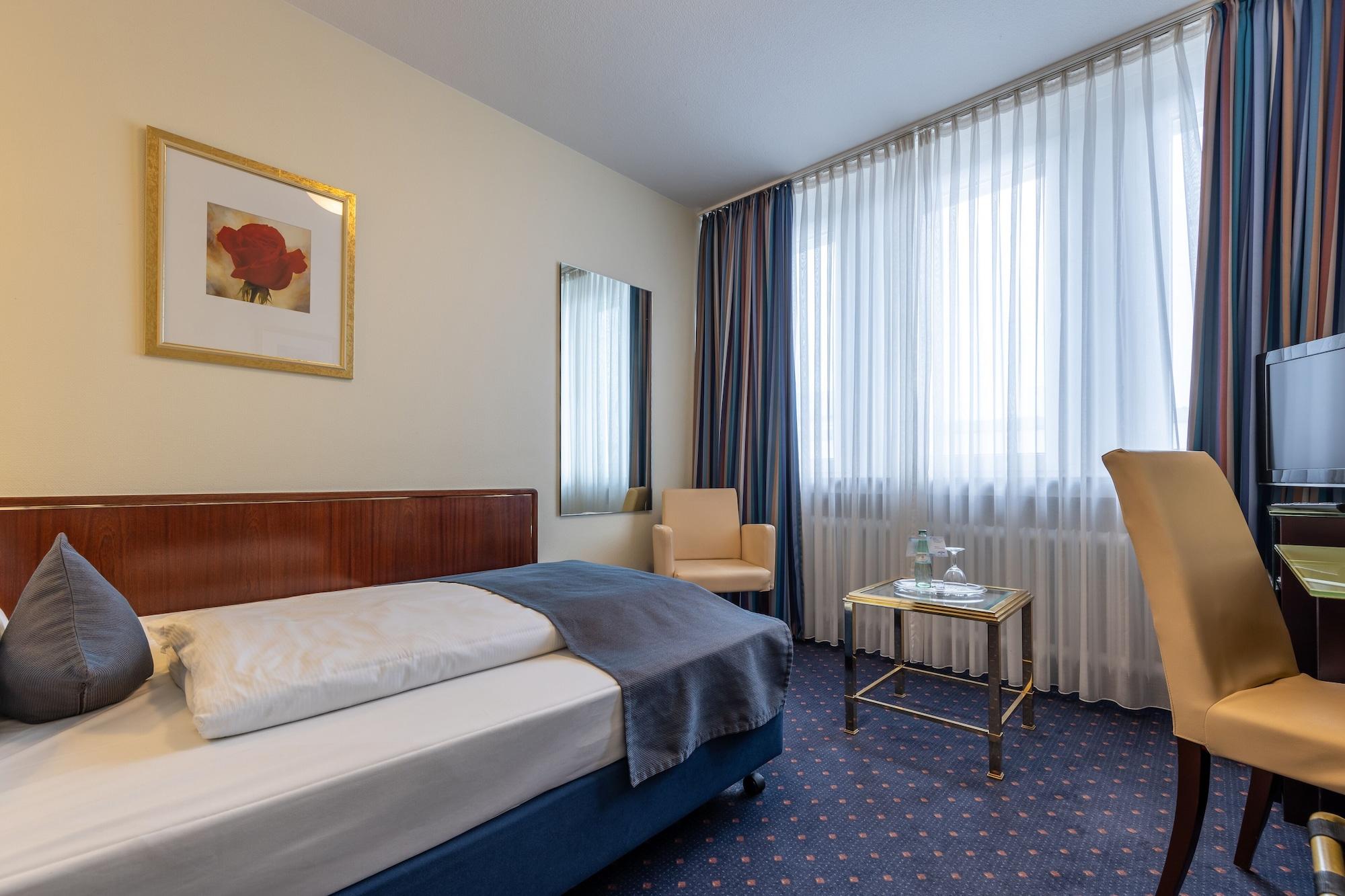 Trip Inn Hotel Uebachs Düsseldorf Dış mekan fotoğraf