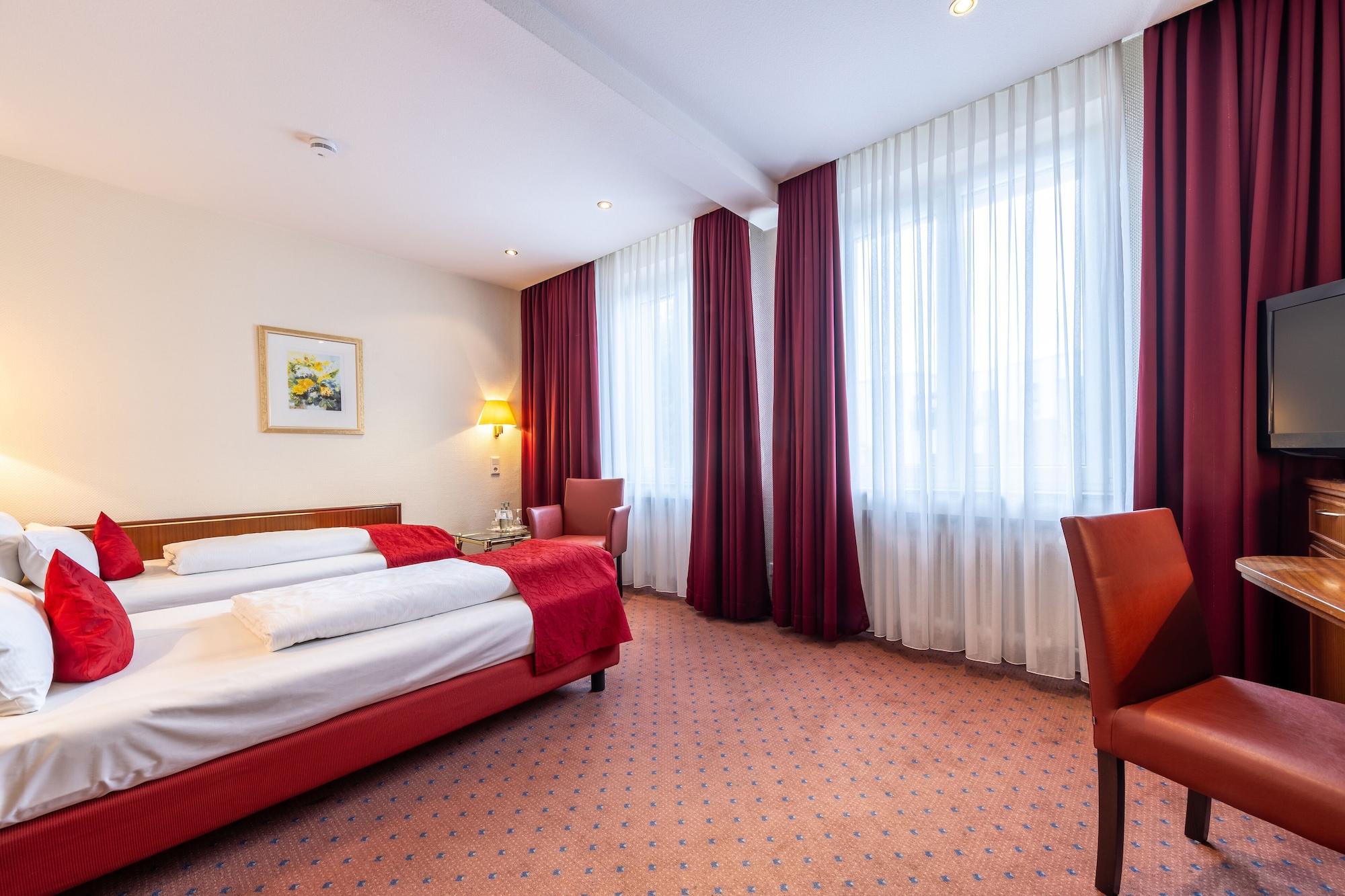 Trip Inn Hotel Uebachs Düsseldorf Dış mekan fotoğraf