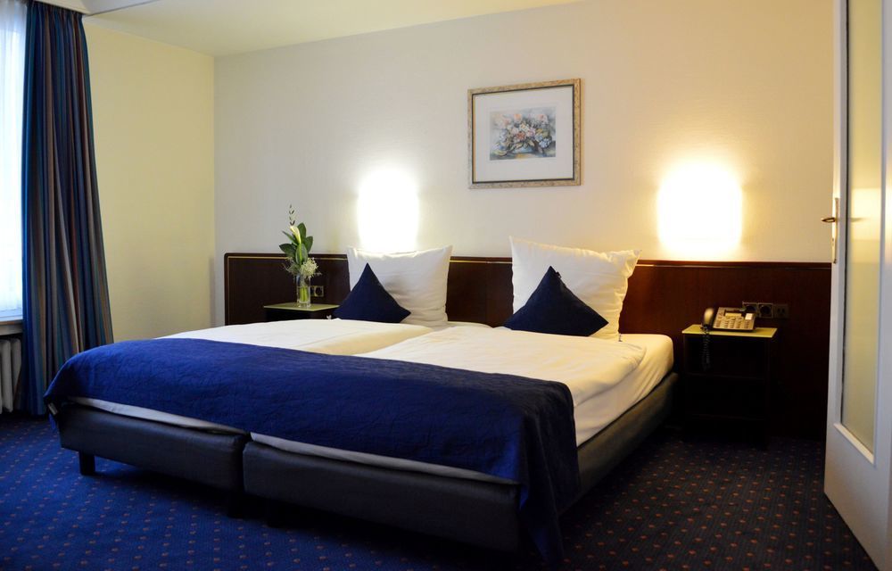 Trip Inn Hotel Uebachs Düsseldorf Dış mekan fotoğraf