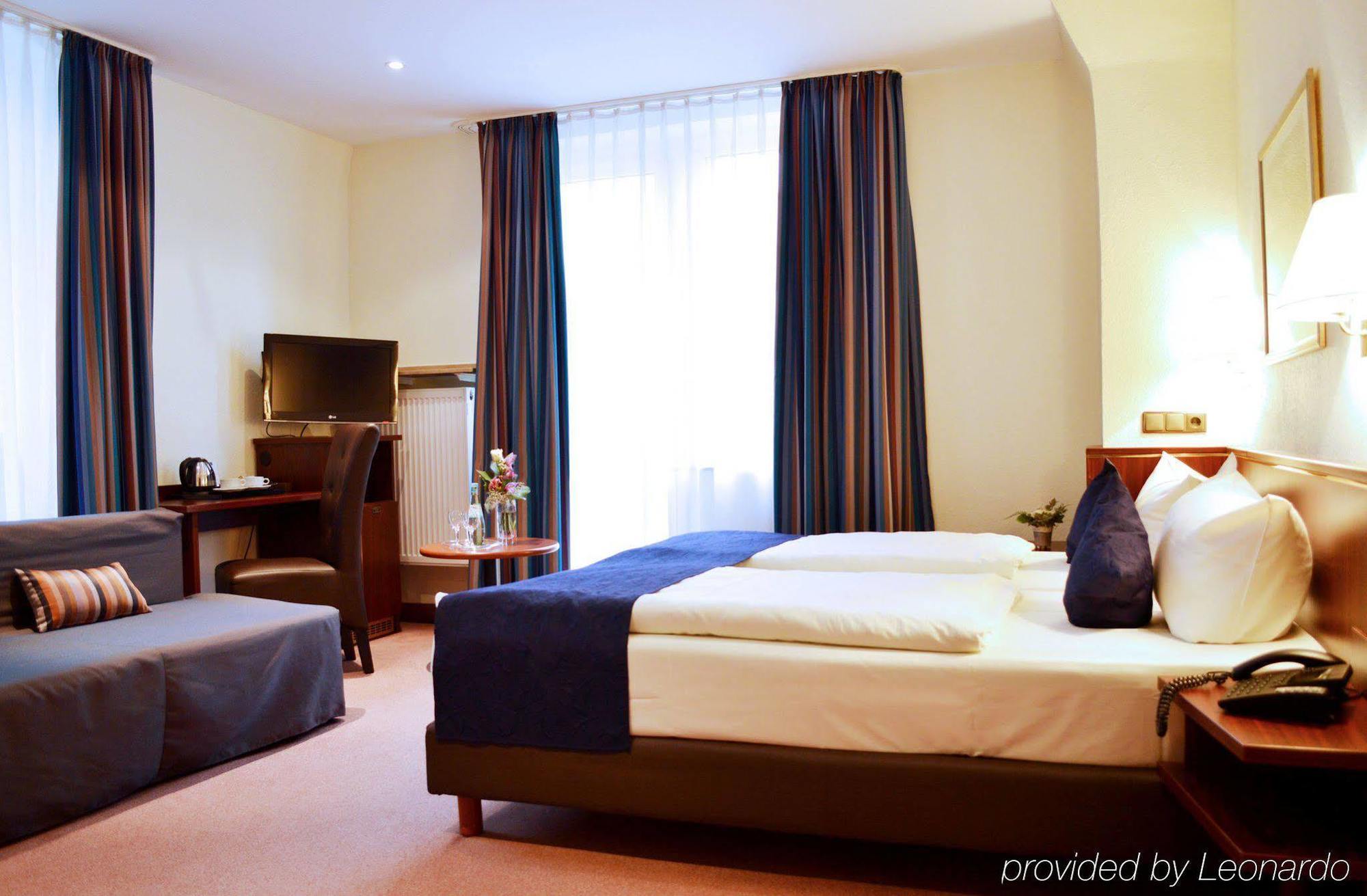 Trip Inn Hotel Uebachs Düsseldorf Dış mekan fotoğraf